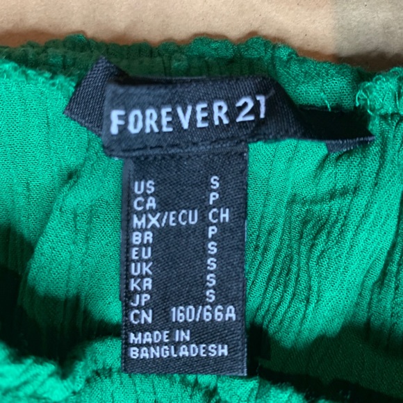 Green jumper - Picture 2 of 2